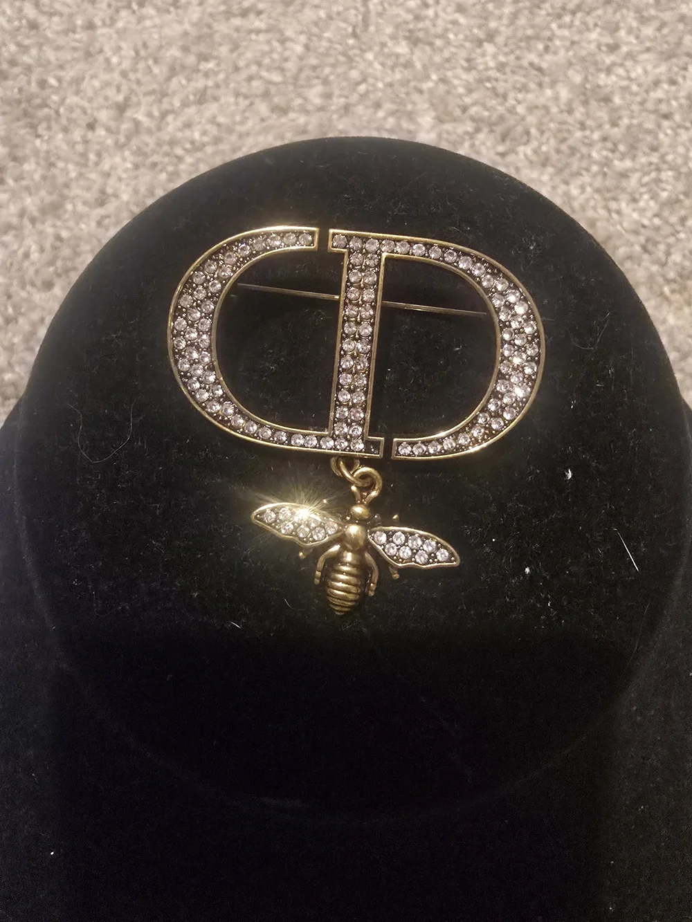 Dior elegant gold